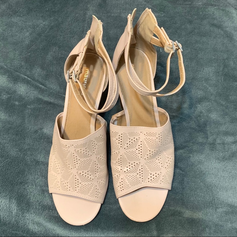 Chunky heal shoes with straps